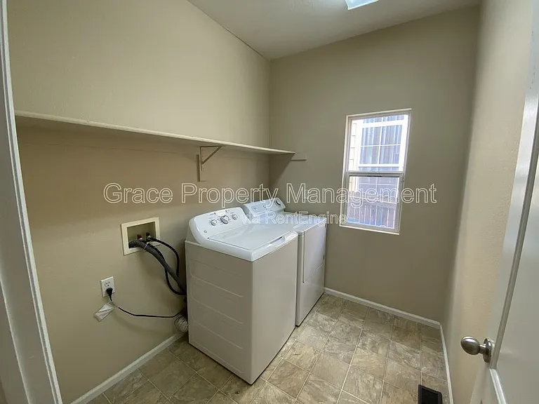 10289 E 113th Ave — Photo 12