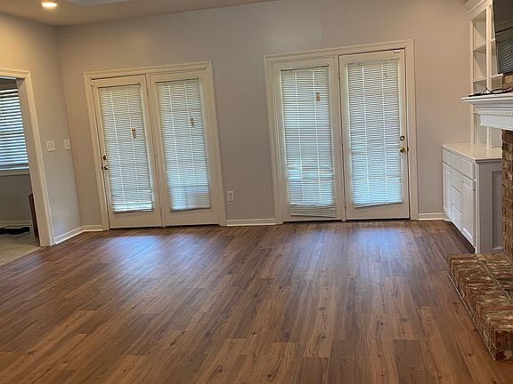 4th image of 145 Linda Dr