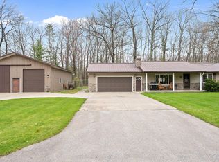 2941 Oak Ave, Lewiston, MI 49756