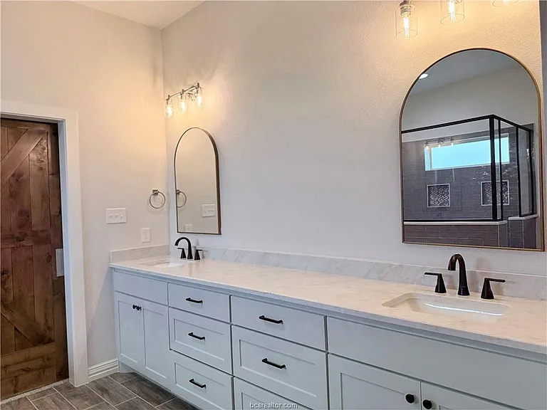 4205 Skylar Dr — Photo 24