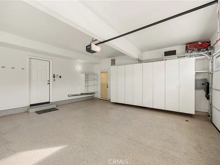 2871 N Roxbury St — Photo 38