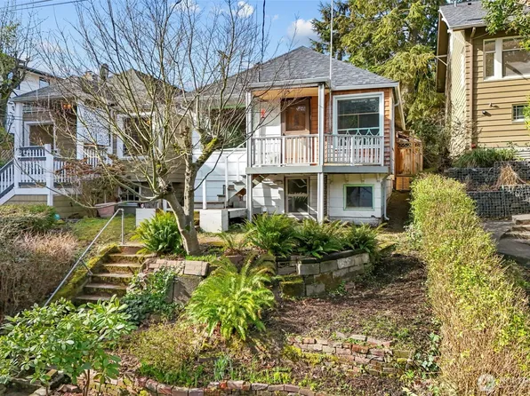 1927 42nd Avenue SW, Seattle, WA 98116