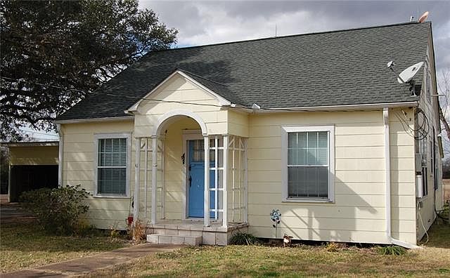 1st image of 801 Bradbury St