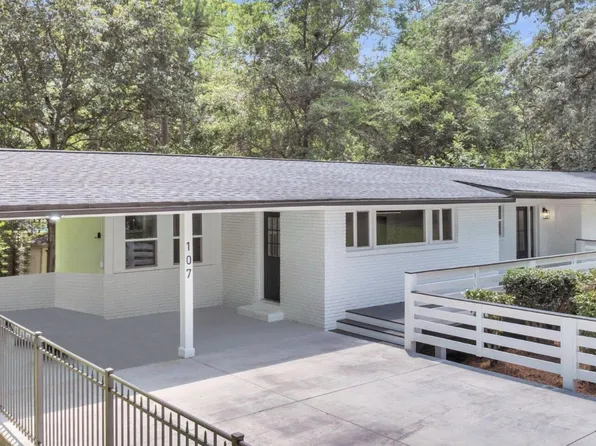 107 Woodland Dr, Summerville, SC 29485