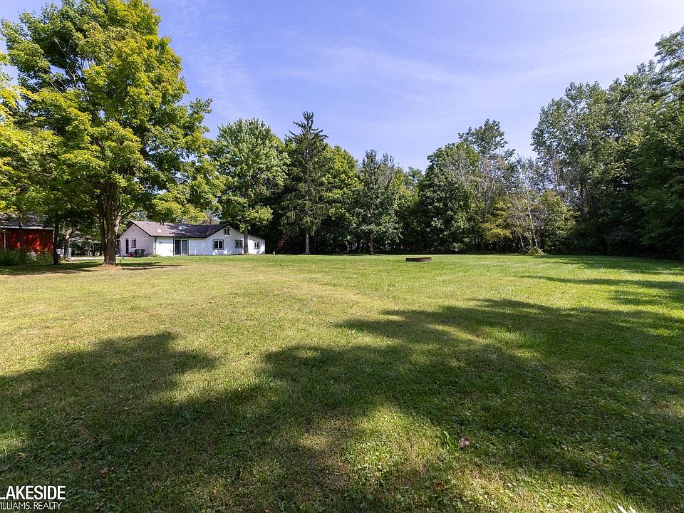 26900 26 Mile Rd, photo 2