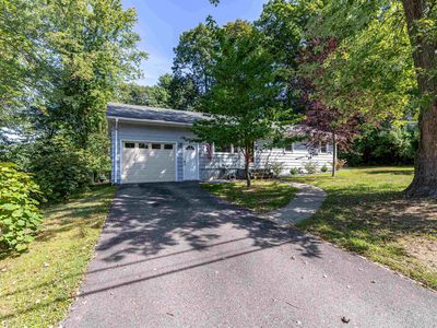28 Timberline Drive, Nashua, NH, 03062