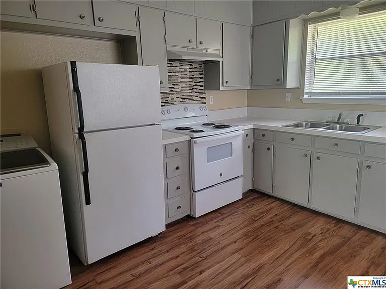 1302 Brown Dr #D — Photo 3