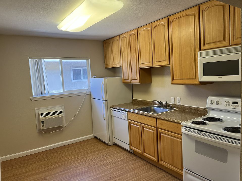1st image of 1455 Kerley Dr APT 8