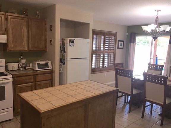 3rd image of 10506 New River Dr
