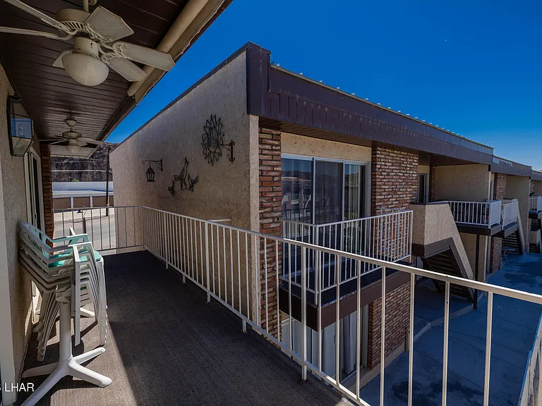 9170 Riverside Dr #24 — Photo 26