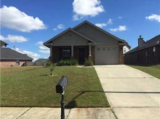 17018 Palm Ridge Dr, Diberville, MS 39540