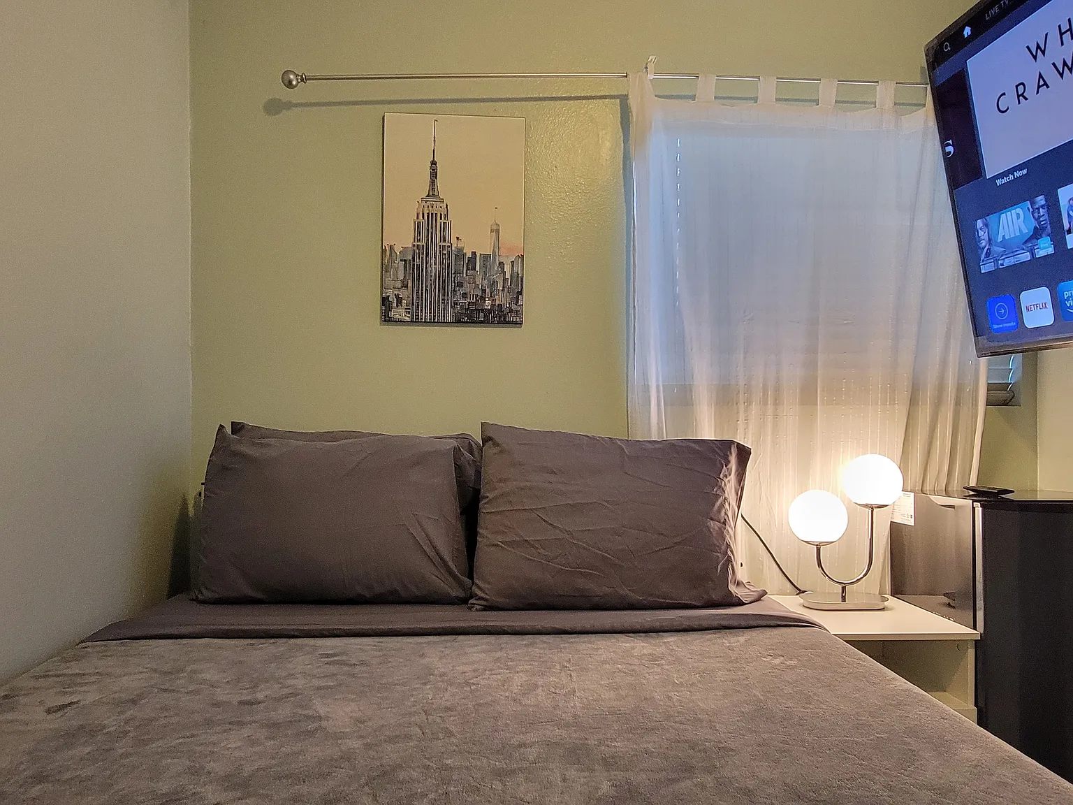 1 bed, $1,000 — Photo 2