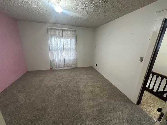5th image of 1216 Carson Ave