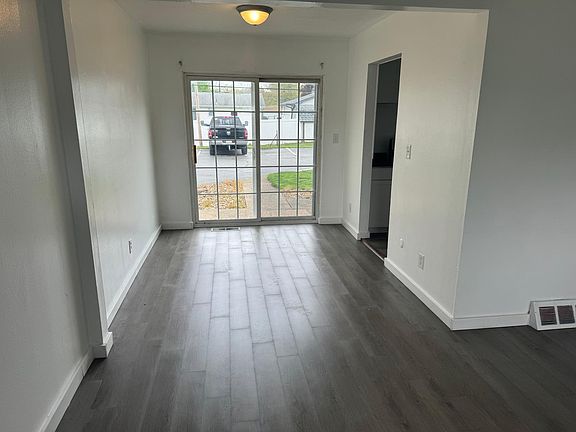 5th image of 4263 New Rd