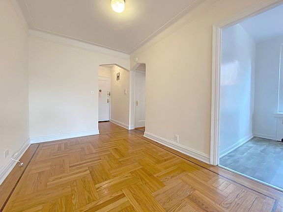4th image of 3554 83rd St APT 6E