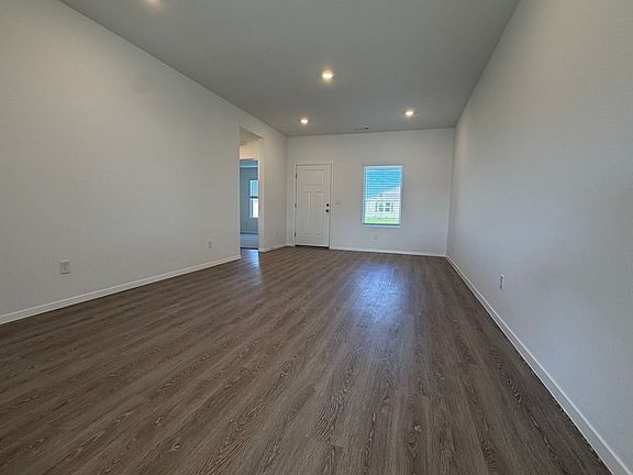 2nd image of 2720 Major St