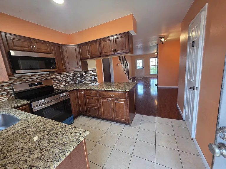 9326 W Ontario Dr — Photo 9