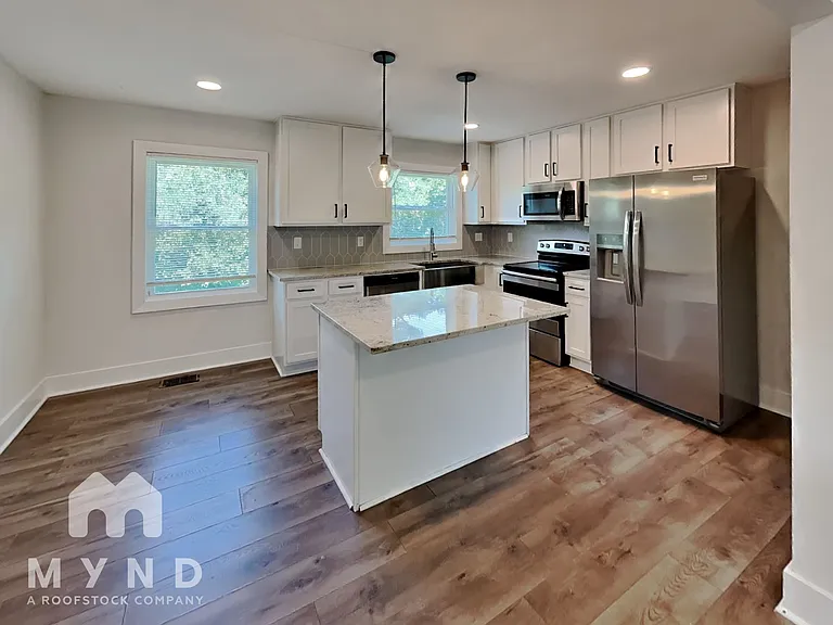 60 Finch Dr SE — Photo 7