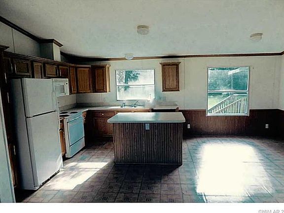 3rd image of 5582 Crystal Dr