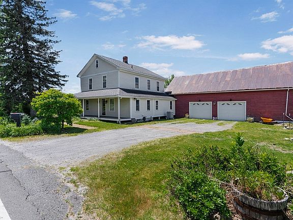 3rd image of 309 Ireland St