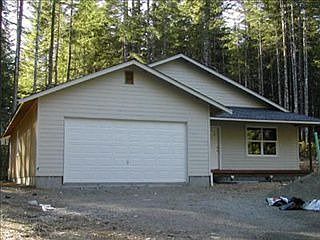 2nd image of 41 NE Fern Ct