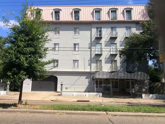 2nd image of 1441 Jackson Ave APT 5C