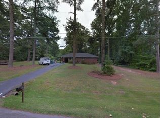 230 Kelley Dr, Fayetteville, GA 30214