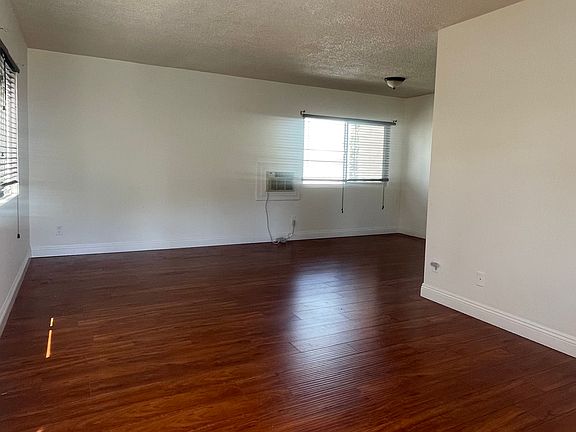 2nd image of 5907 Gregory Ave APT 8