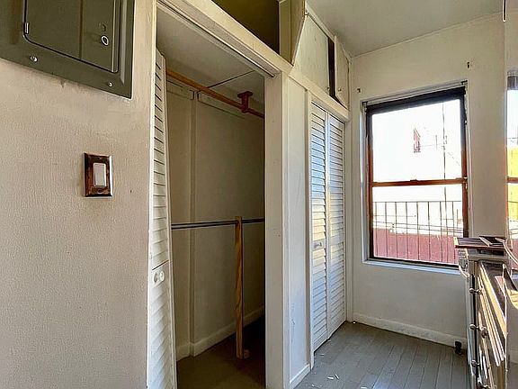 5th image of 2305 2nd Ave APT 52