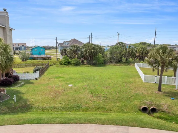 13944 Pirates Beach Blvd, Galveston, TX 77554