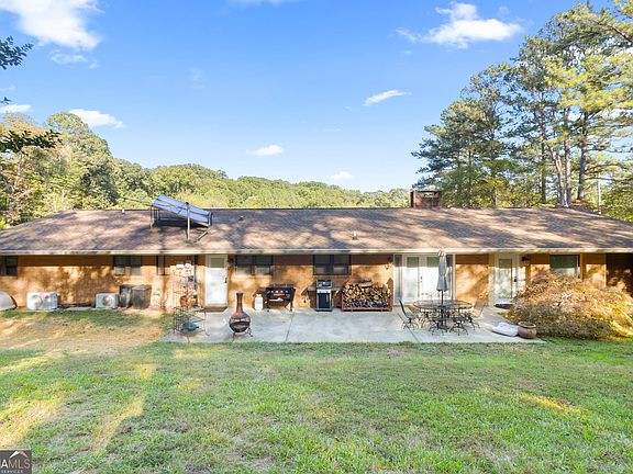 4th image of 1208 Johnson Rd
