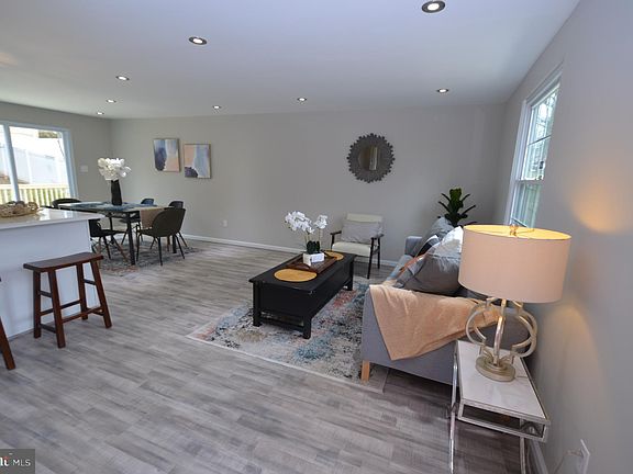 5th image of 14049 Bluefin Dr