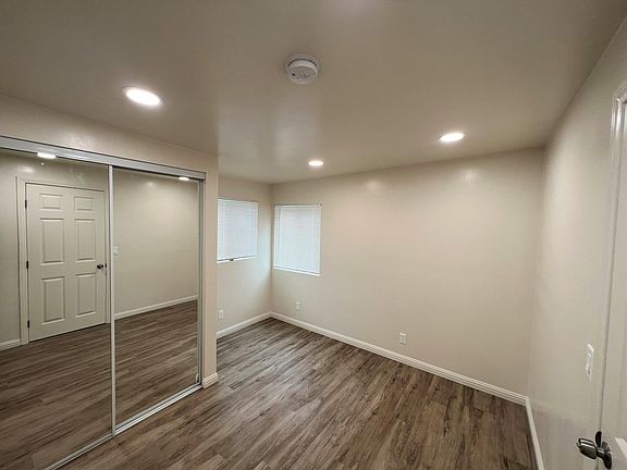 4th image of 4251 39th St