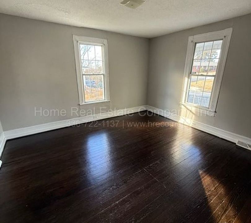 1st image of 1012 Apple St