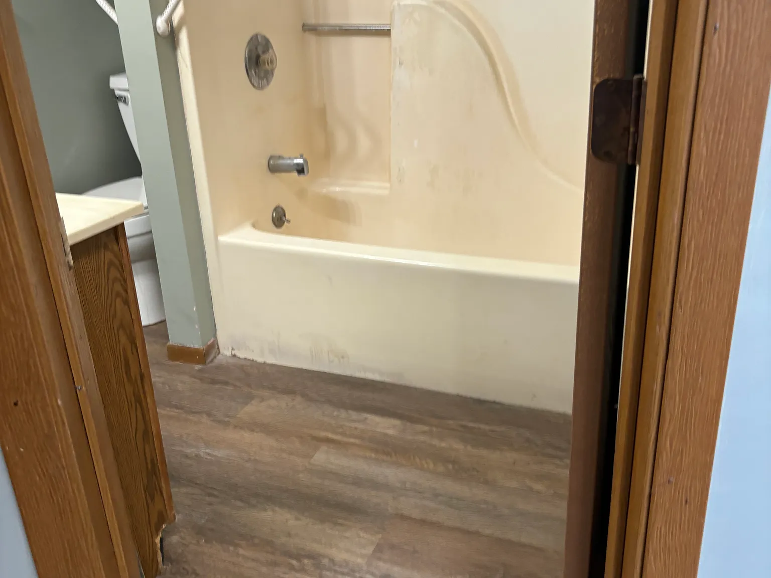 3 bed, 1250 sqft, $1,450 — Photo 3
