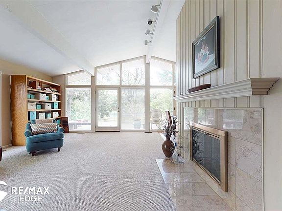 4th image of 6243 Westview Dr