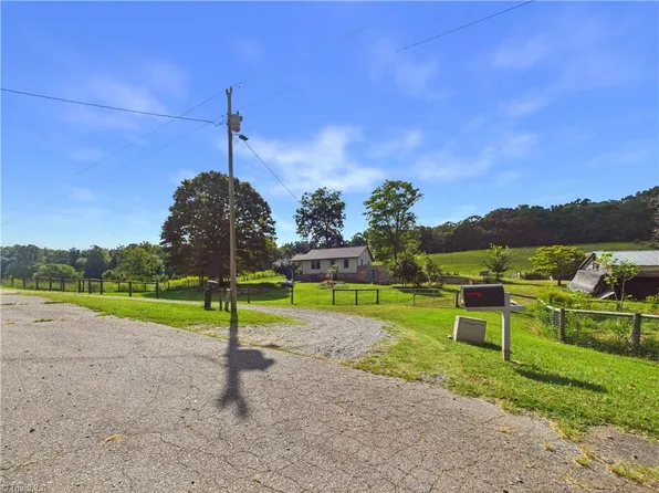 1373 Nance Rd, Franklinville, NC 27248