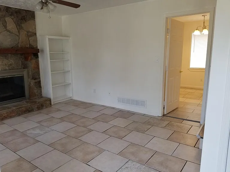 3770 Cherie Glen Rd — Photo 10