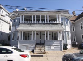 34 Hayes St, Bridgeport, CT 06608