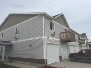 638 S Dakota St #3, Tioga, ND 58852