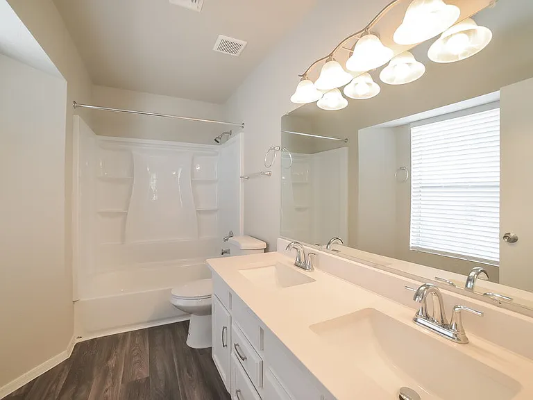 8925 W Virginia Ave — Photo 10