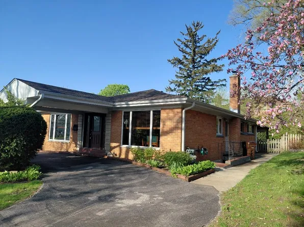 9714 Kedvale Ave, Skokie, IL 60076