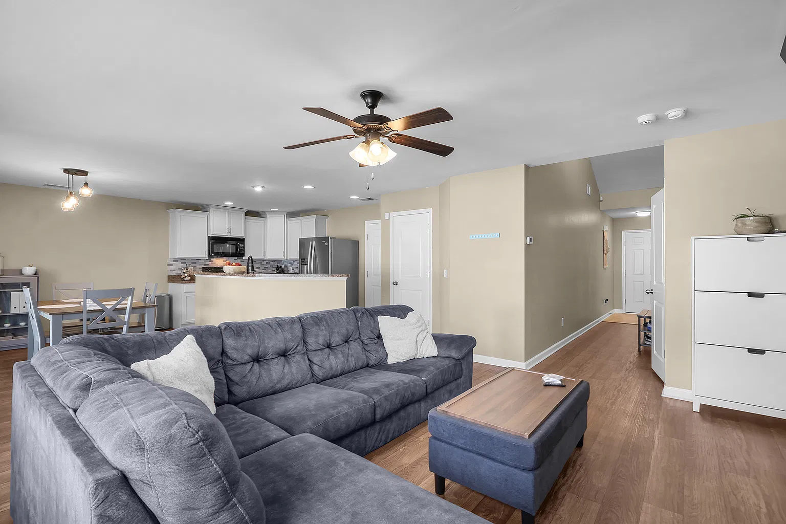 304 Connor Ct — photo 6