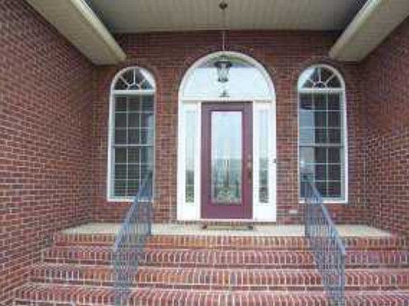 3rd image of 2628 Pebble Creek Dr