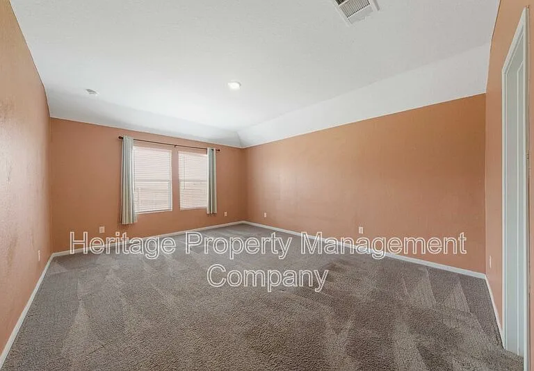 2700 Coral Valley — Photo 13