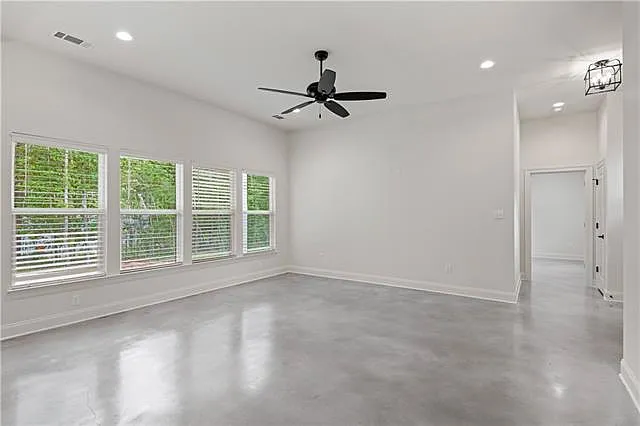 82249 Magnolia St — Photo 3