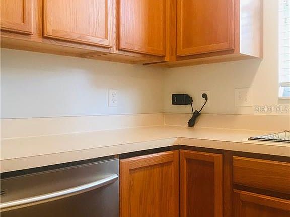 5th image of 2125 Golden Oak Ln