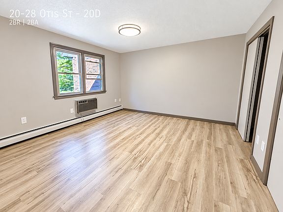 3rd image of 20-28 Otis St #20D