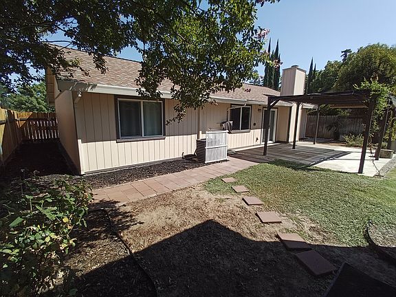 4th image of 8205 Clarion Cir