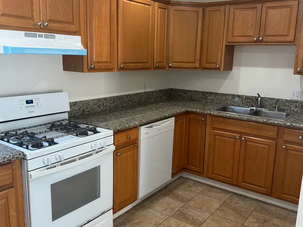 5651 Lauretta St #1/2, San Diego, CA 92110